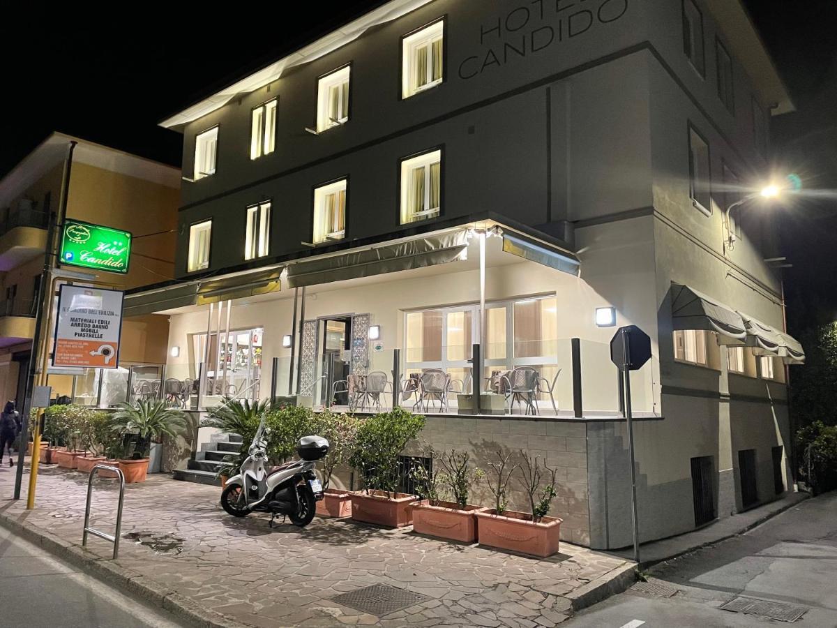 Hotel Candido Диано-Марина Экстерьер фото